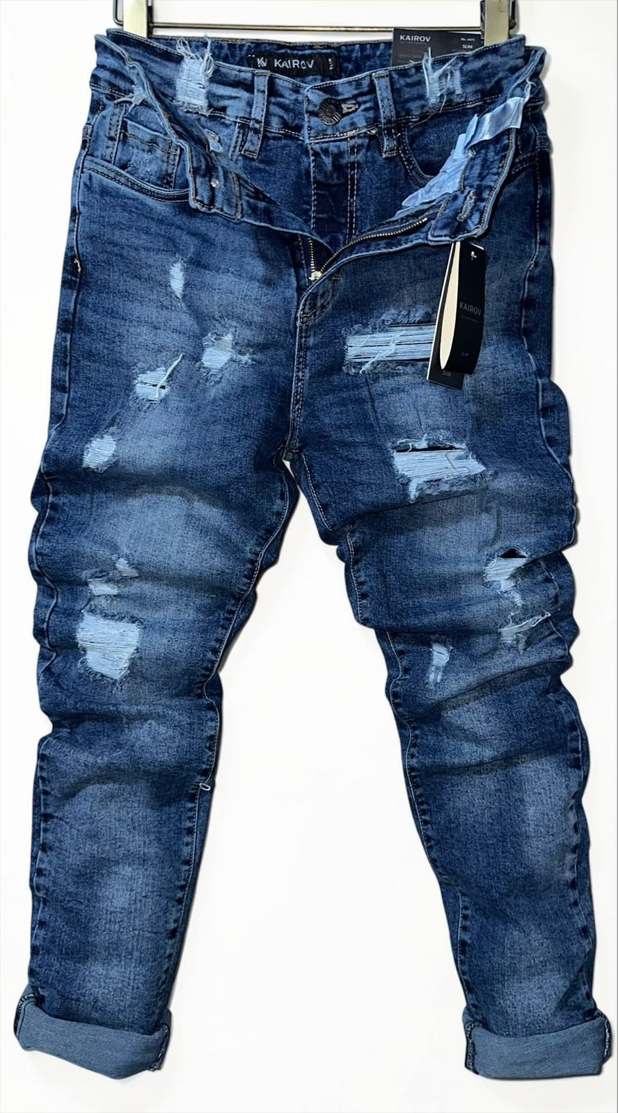 Pantalones de mezclilla Mi tienda KAIROV corte slim en azul medio con deslavado y rasgaduras para hombre